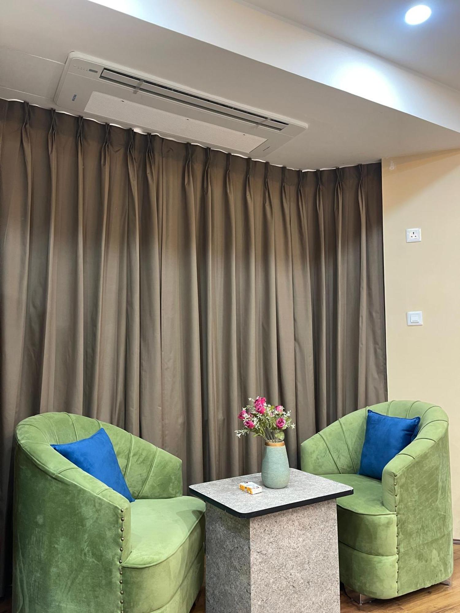 Hotel Zoon Dabb Srinagar Airport Kashmir Exterior foto